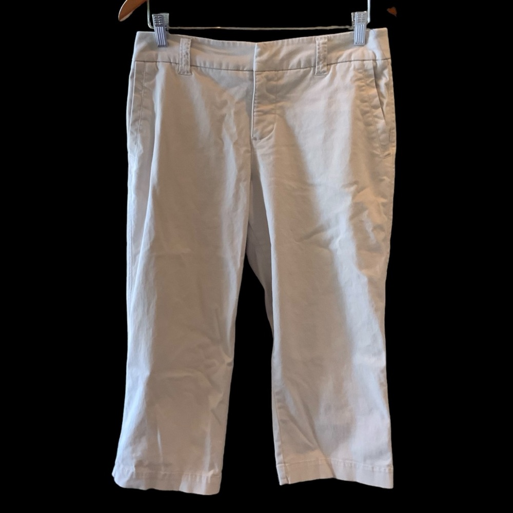 Sonoma Life Style Capris Beige Stretch High Waisted Side and Back Pockets Size 6
